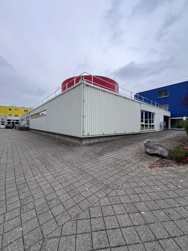Grosszügiger Gewerberaum in der Industriezone Uetendorf – Foto 6 von 22