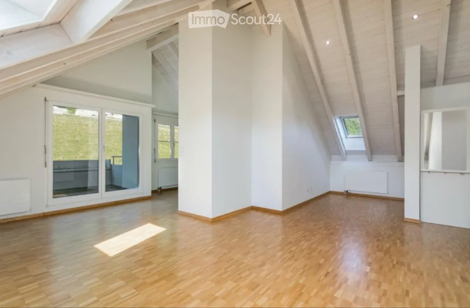 Zu Vermieten 3.5 Zimmer in 6122 Menzau – Foto 2 von 5