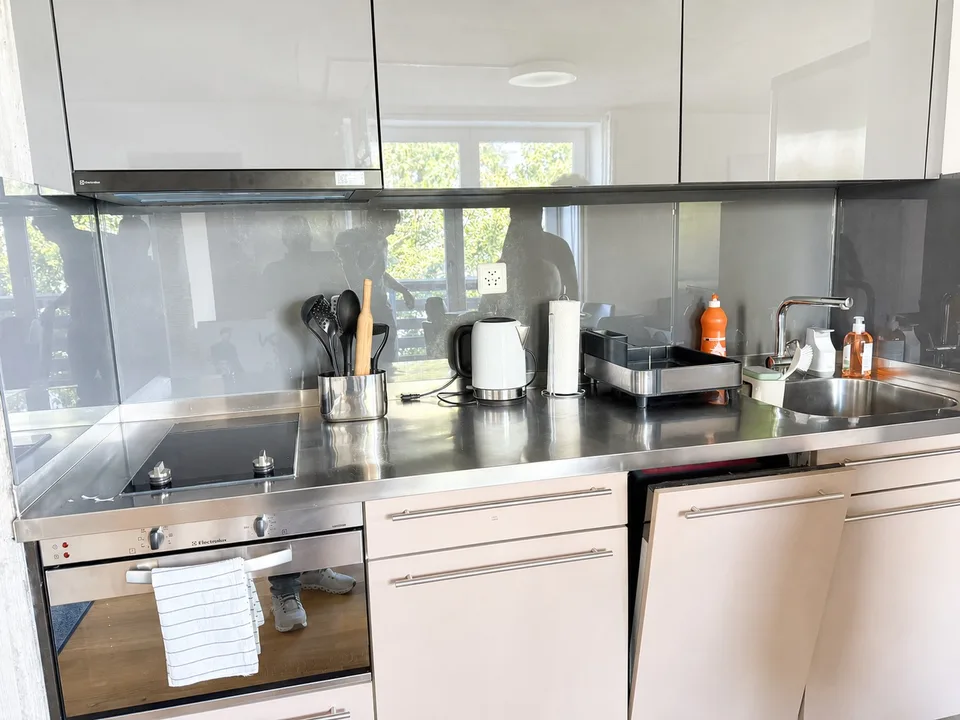 🏡Elegantes möbliertes 2.5-Zimmer-Apartment mit privater Terrasse in Wallisellen – Foto 14 von 17