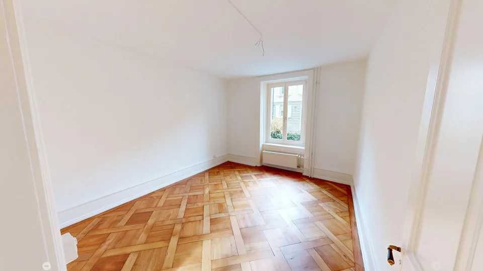 Charmante 3-Zimmer-Wohnung im Erdgeschoss in Biel/Bienne – Foto 3 von 8
