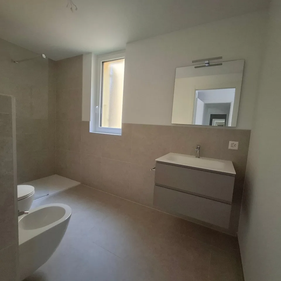 Appartement moderne 4.5 pièces à Cadro avec grande terrasse – photo 7 sur 10