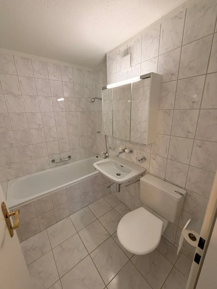 Helle 3.5-Zimmer-Wohnung mit Balkon und schöner Aussicht in Arbon – Foto 7 von 11