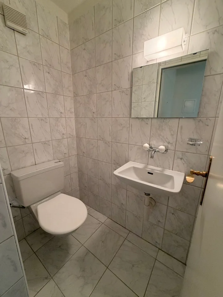 Helle 3.5-Zimmer-Wohnung mit Balkon und schöner Aussicht in Arbon – Foto 8 von 11