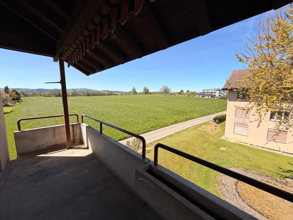 Helle 3.5-Zimmer-Wohnung mit Balkon und schöner Aussicht in Arbon – Foto 10 von 11