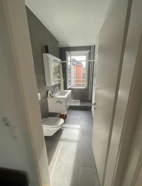 Wohung mit grossem Balkon im Breitenrain zu vermieten – Foto 2 von 5