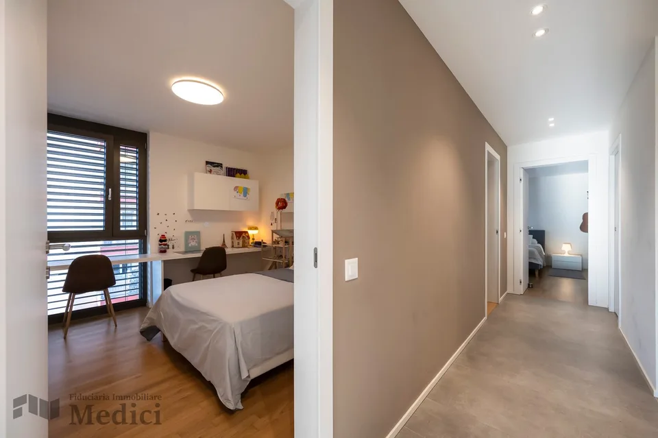 Elegante appartement 4.5 pièces de haut standing dans un quartier calme et desservi – photo 17 sur 24