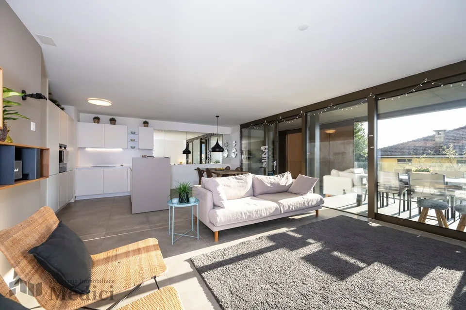 Elegante appartement 4.5 pièces de haut standing dans un quartier calme et desservi – photo 3 sur 24