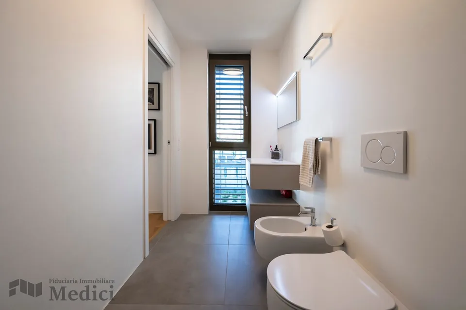 Elegante appartement 4.5 pièces de haut standing dans un quartier calme et desservi – photo 12 sur 24