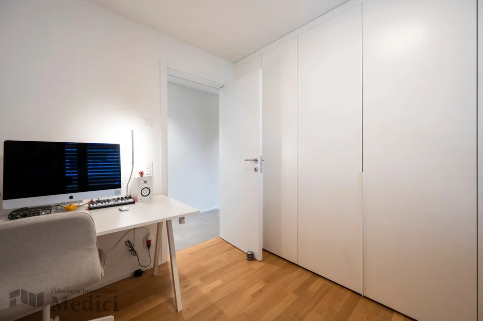 Elegante appartement 4.5 pièces de haut standing dans un quartier calme et desservi – photo 19 sur 24
