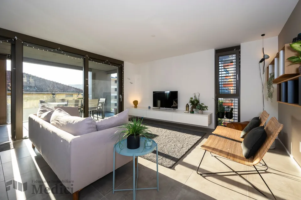 Elegante appartement 4.5 pièces de haut standing dans un quartier calme et desservi – photo 5 sur 24