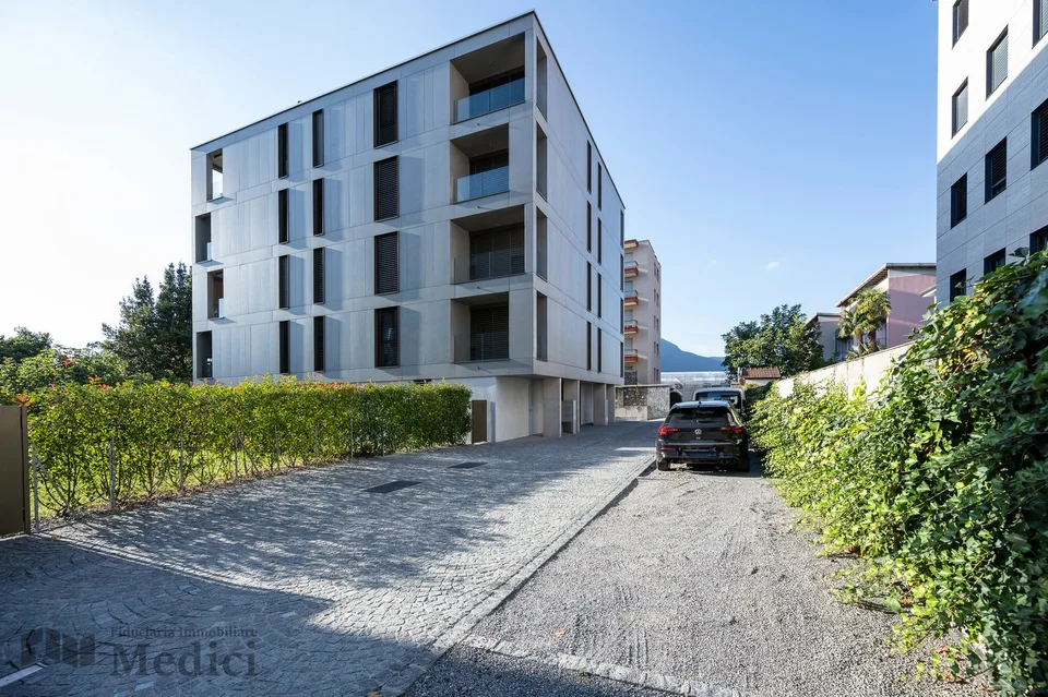 Elegante appartement 4.5 pièces de haut standing dans un quartier calme et desservi – photo 24 sur 24