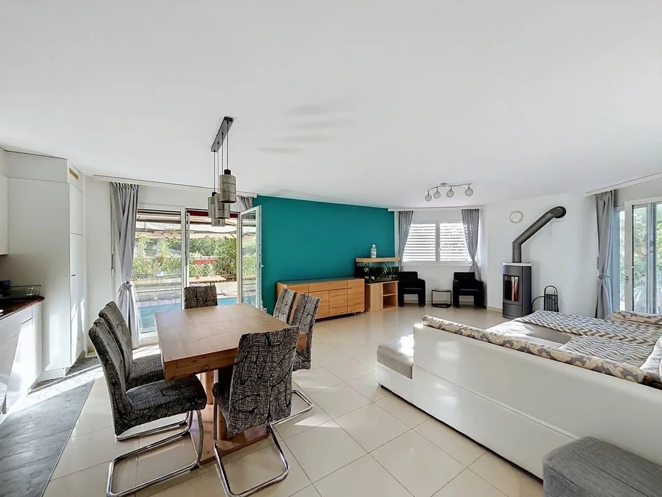 4,5 Zimmer mit Garten und separatem Eingang – Foto 8 von 10