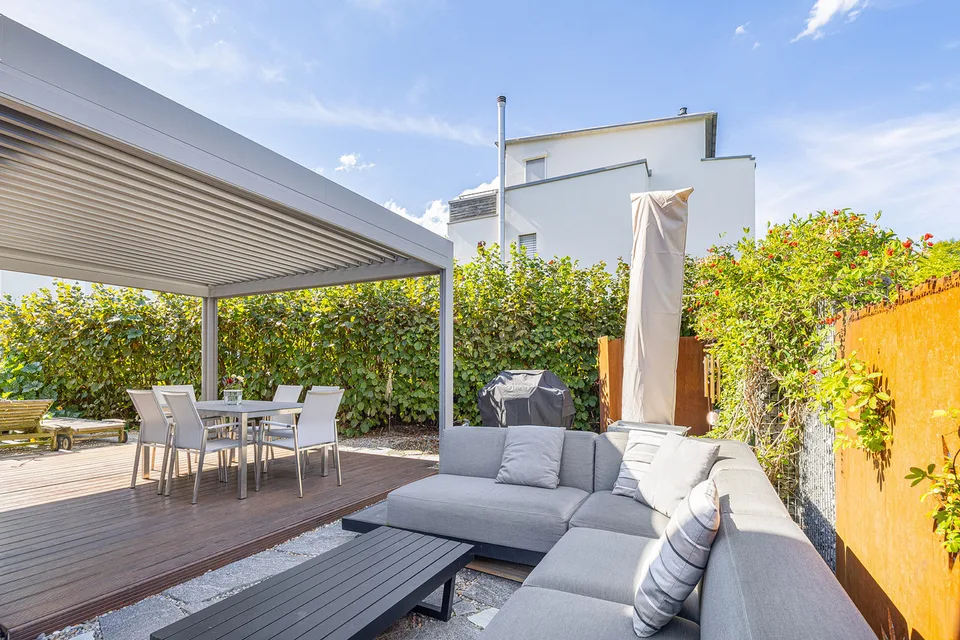 Exklusives Einfamilienhaus mit Pool und Garten – photo 12 sur 13