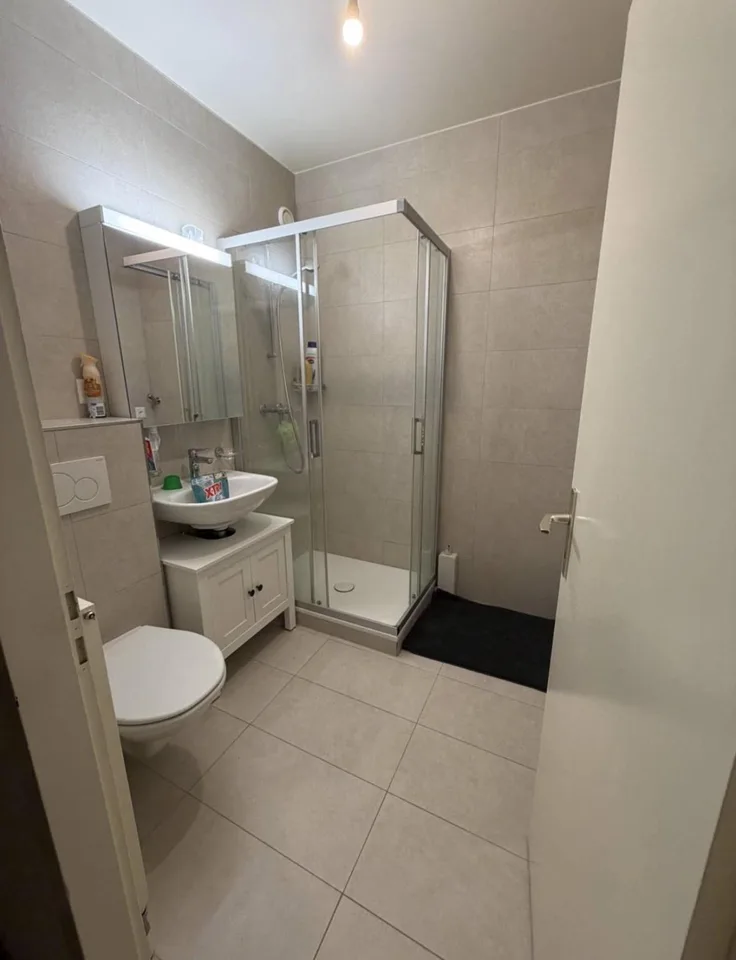 Appartement 2 pièces aux Eaux-vives – photo 3 sur 5