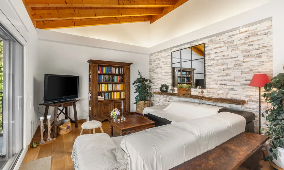 Appartement mansardé moderne de 3,5 pièces avec terrasse à Villa Luganese – photo 12 sur 13