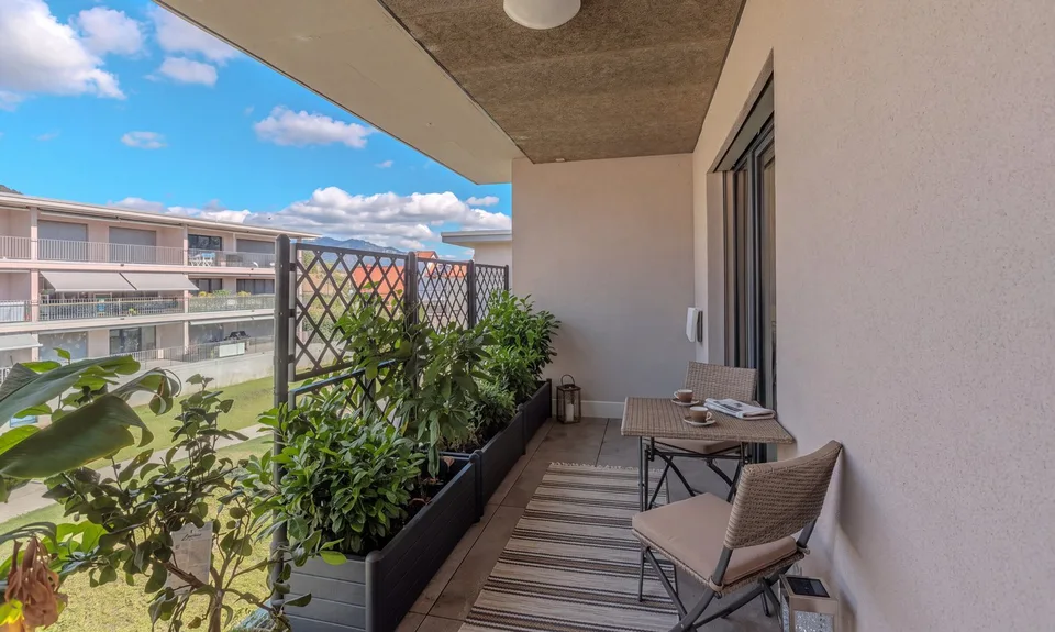 ELEGANTES UND MODERNES 4.5-ZIMMER-WOHNUNG IM OBERSTEN STOCK IN BALERNA – Foto 4 von 10