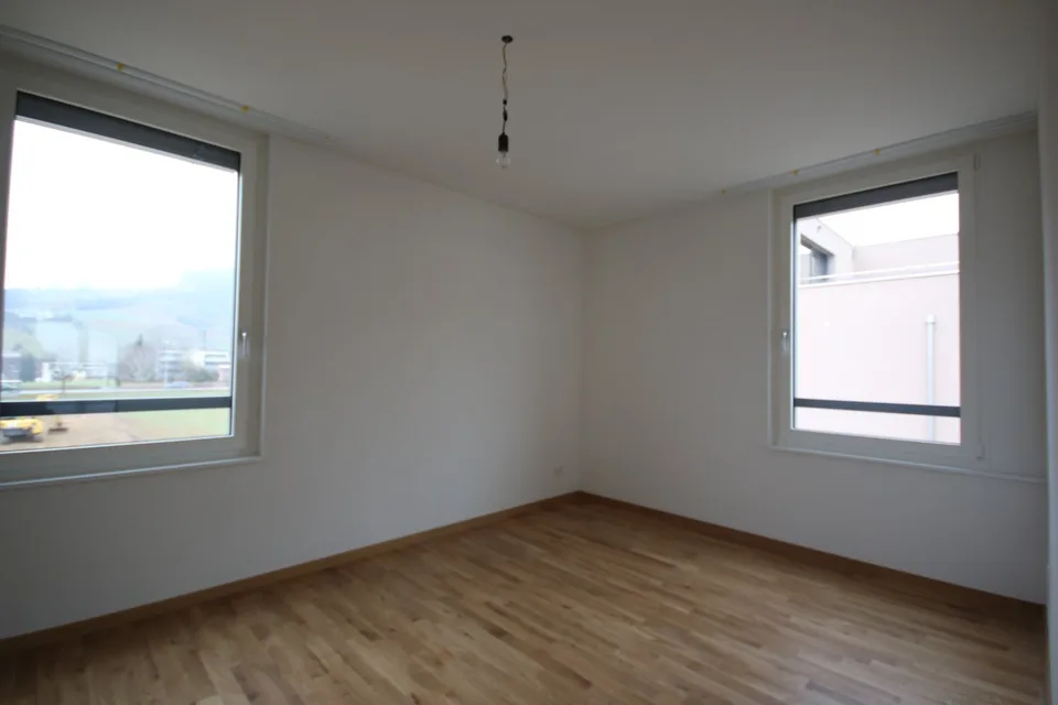 Moderne 3.5-Zimmer-Wohnung im Erdgeschoss – Foto 8 von 13