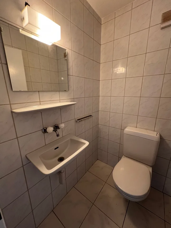 Schöne 4.5 Zimmer Wohnung mit Kamin! – Foto 4 von 10