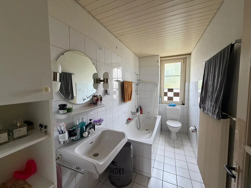 Geräumige 4-Zimmer-Wohnung im Erdgeschoss in Gerlafingen – Foto 2 von 8