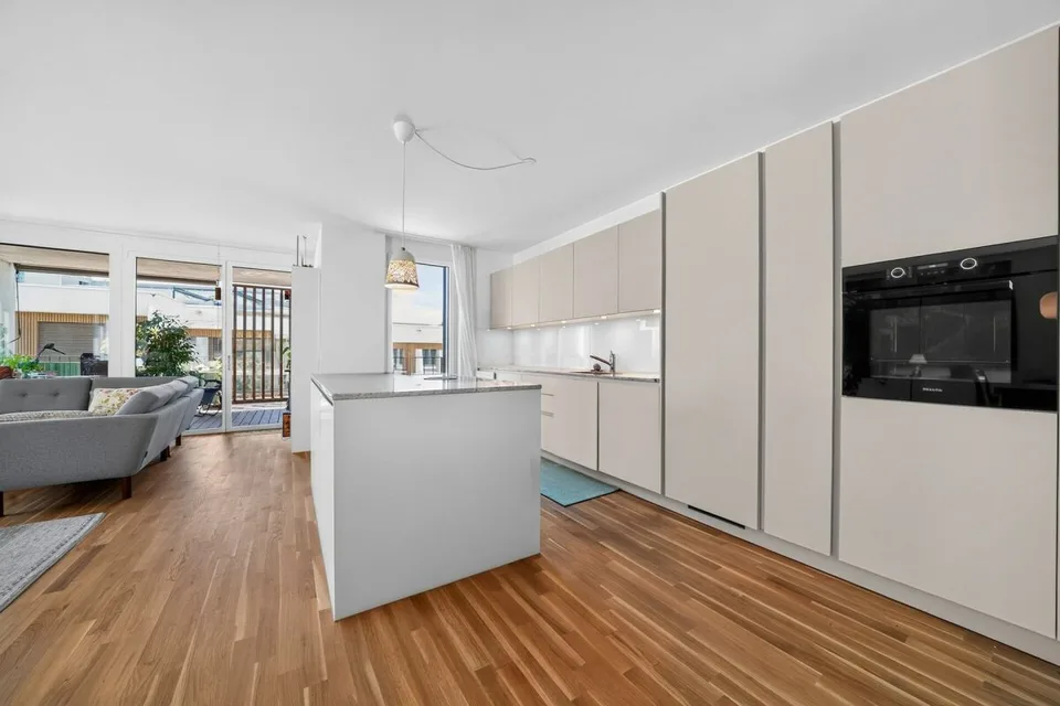 Appartement neuf et moderne de 4,5 pièces à Frauenkappelen – photo 6 sur 16
