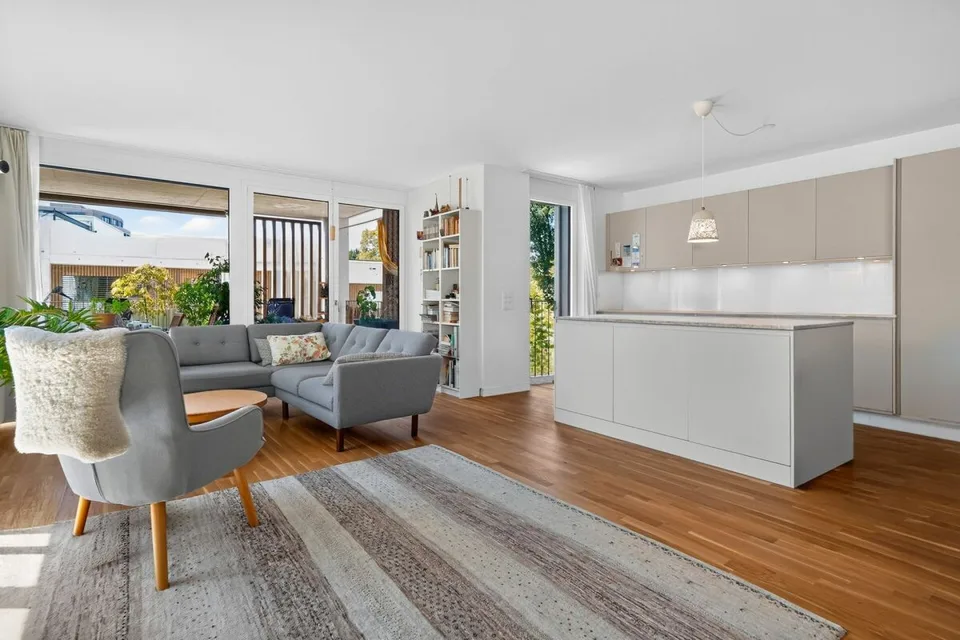 Appartement neuf et moderne de 4,5 pièces à Frauenkappelen – photo 3 sur 16