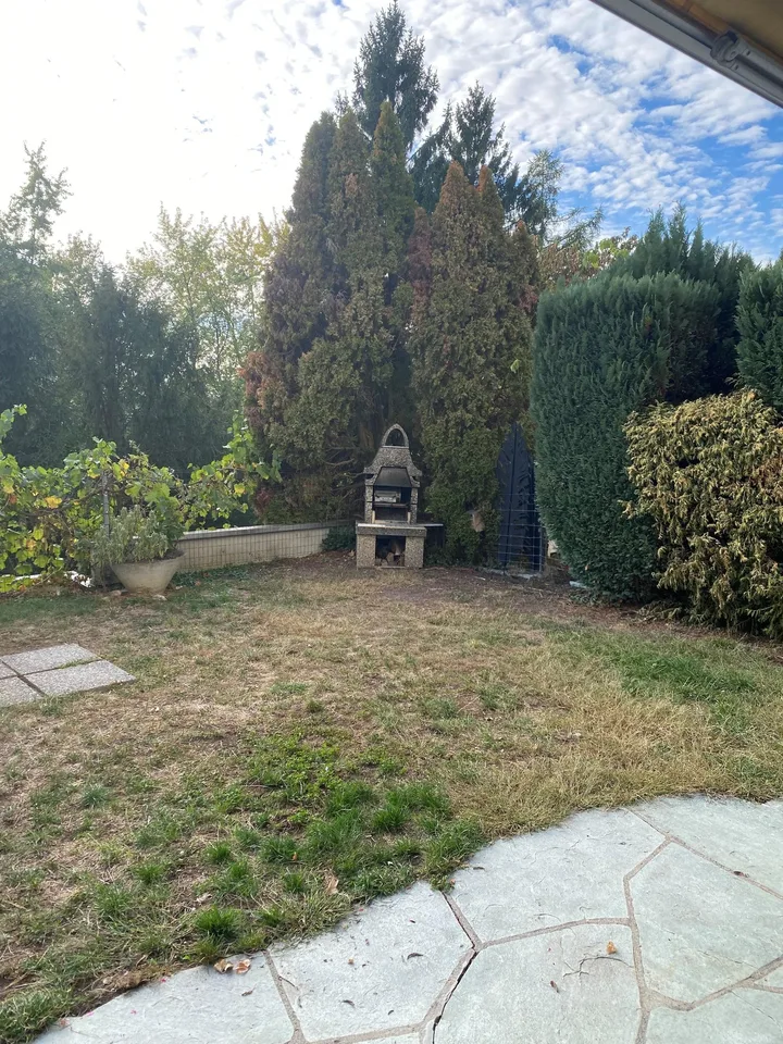 Appartement ensoleillé avec jardin privé à Höngg – photo 2 sur 9