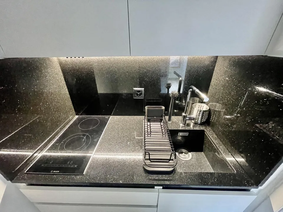 Monolocale arredato in affitto ? Nyon, Rue de Rive 53 vista lago al 4° piano disponibile dal 2/11/2026 – foto 12 di 13