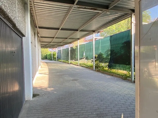 IMMEUBLE ARTISANAL ET COMMERCIAL INDÉPENDANT SPACIEUX À BALERNA – photo 6 sur 9