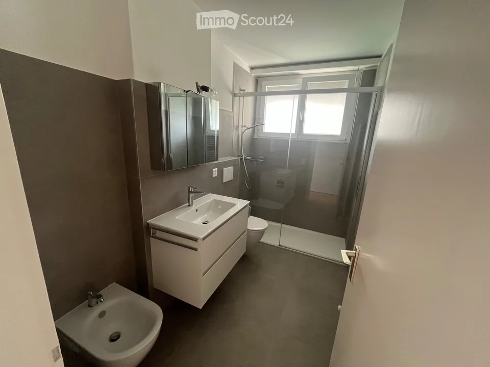 Lugano-Besso: 3,5 Lokale mit 103 m², gerade renoviert – Foto 3 von 5