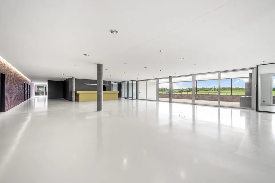 Hochwertige Büro- und Gewerbeliegenschaft – Foto 12 von 13