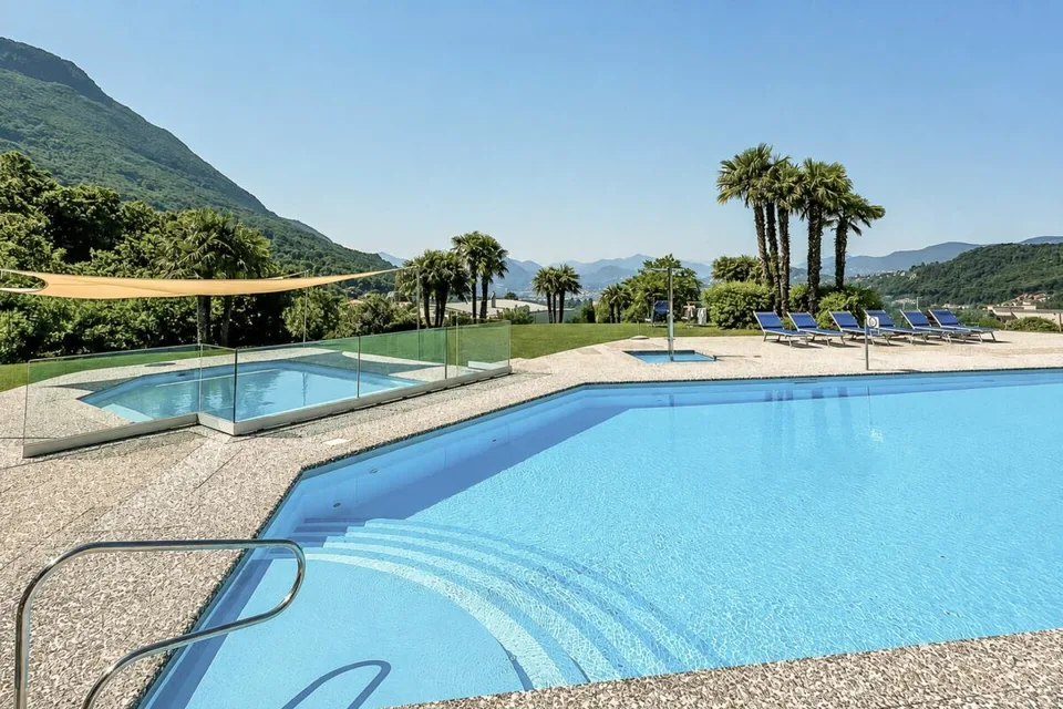 Prächtige möblierte Wohnung mit Pool – Foto 4 von 18