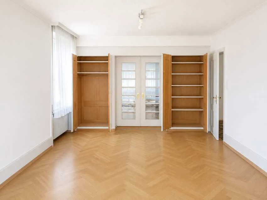 Characterful ownership apartment with exceptionally large terrace – photo 3 of 9
