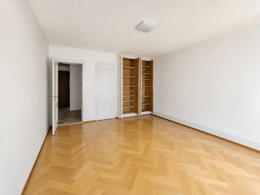 Characterful ownership apartment with exceptionally large terrace – photo 4 of 9