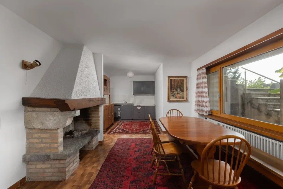 Villa mit 6,5 Zimmern, großem Garten und Privatsphäre in Corteglia – Foto 10 von 11