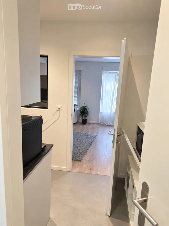 Studio zur Miete in La Neuveville – Foto 2 von 4