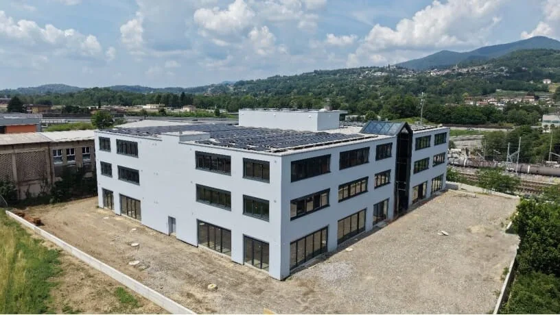 NUOVO SPAZIO ARTIGIANALE/COMMERCIALE MODULABILE A MENDRISIO – foto 8 di 12