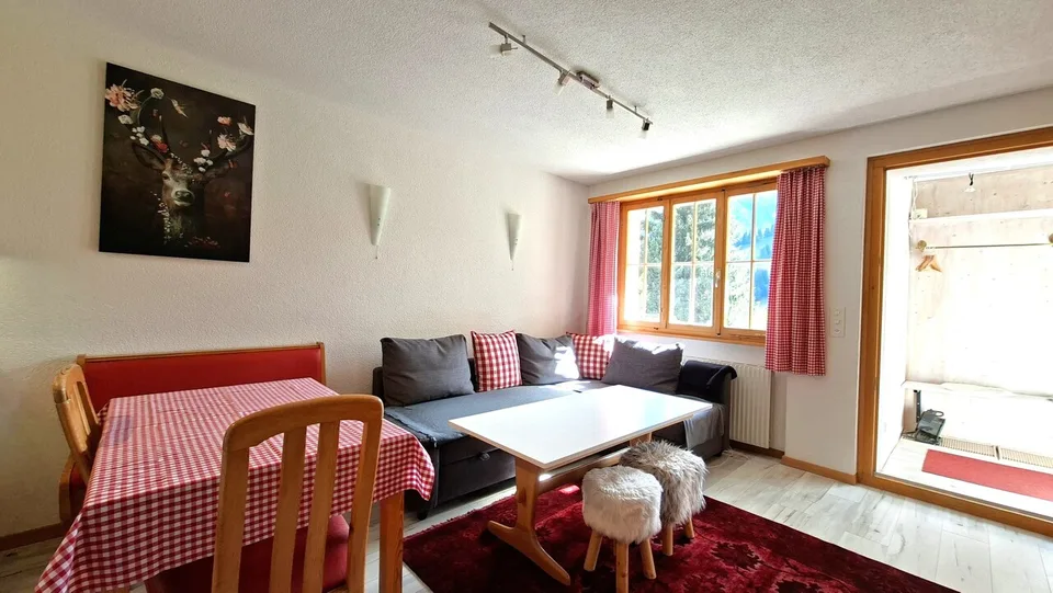 Appartamento di vacanza accogliente in un chalet rustico in una posizione tranquilla – foto 2 di 10