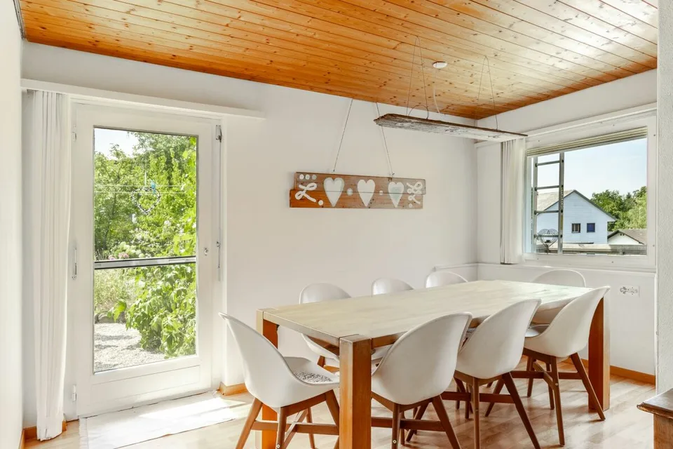Freistehendes 8-Zimmer-Einfamilienhaus mit unverbaubarer Alpsteinsicht – Foto 13 von 14