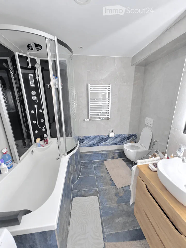 Appartement moderne avec vue lointaine – photo 21 sur 21