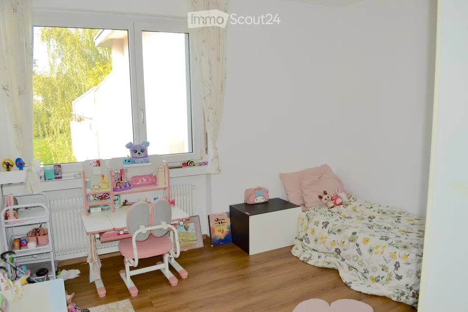 Appartement moderne avec vue lointaine – photo 14 sur 21