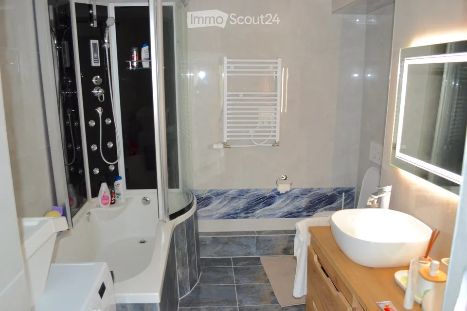 Appartement moderne avec vue lointaine – photo 16 sur 21