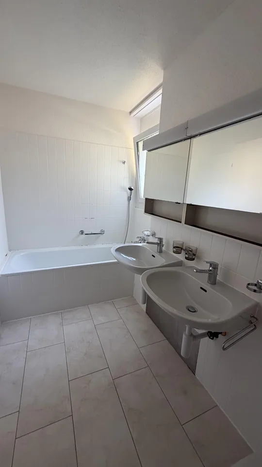 Appartement spacieux 4.5 pièces à Tann / limité jusqu'au 30.09.2027 – photo 3 sur 8