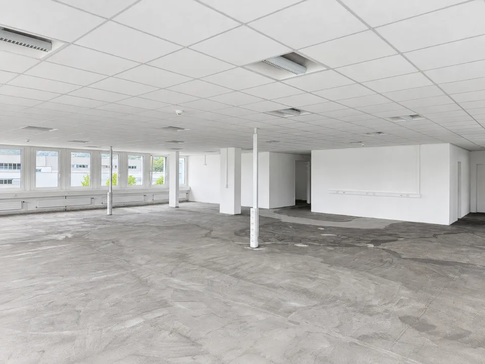 Vielseitige Gewerbefläche – flexibel & ausbaubar – Foto 6 von 17