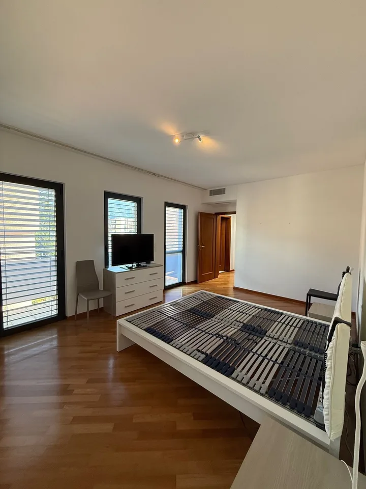 Elegant attic – photo 17 of 23