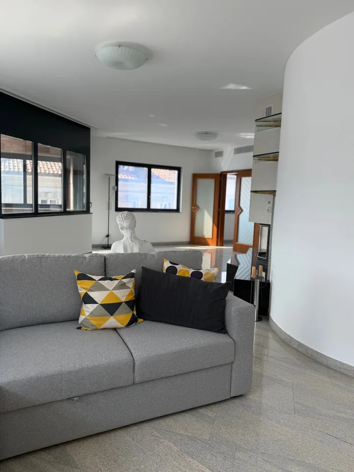 Elegant attic – photo 6 of 23