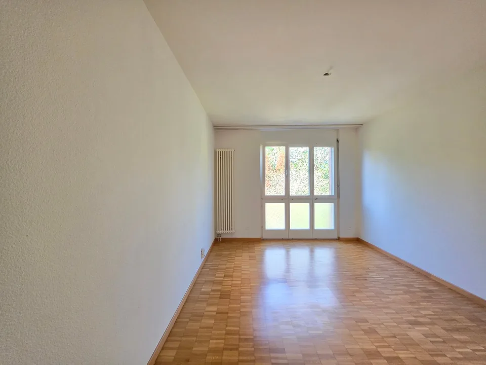 Gut gepflegte 4.5 Zimmerwohnung mit Balkon und schöner Aussicht! – Foto 11 von 18