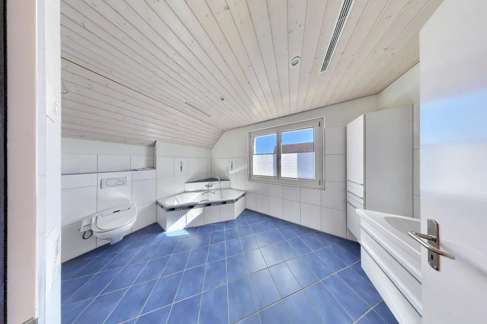 Grosszügiges 6½-Zimmer-Einfamilienhaus an ruhiger Lage in Winterthur-Hegi – Foto 17 von 23