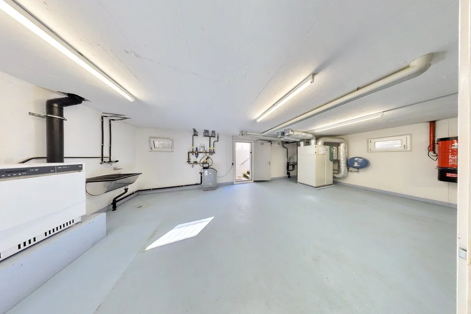 Grosszügiges 6½-Zimmer-Einfamilienhaus an ruhiger Lage in Winterthur-Hegi – Foto 18 von 23