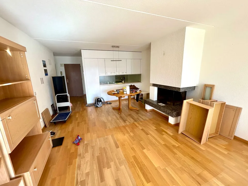 Charming 4.5-room apartment with lake view in Gunten – photo 4 of 11