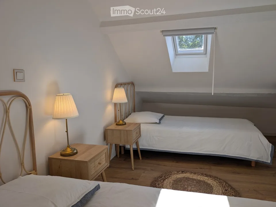 Wohnhaus möbliert und renoviert 90 m², Parkplatz, Gex Zentrum – Foto 3 von 5